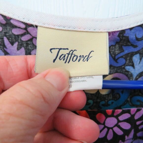 Tafford Colorful Scrub Top Sz XS Square Neckline With 2 Large Pockets, Tie - Picture 3 of 7